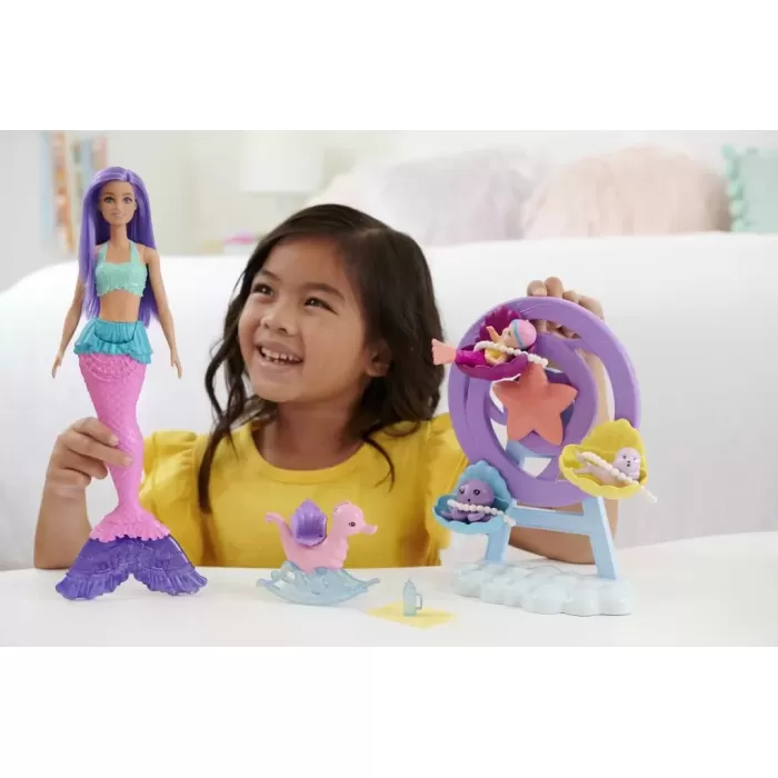 Barbie Deniz Kızı Bebek ve Çocuk Oyun Alanı - HLC30