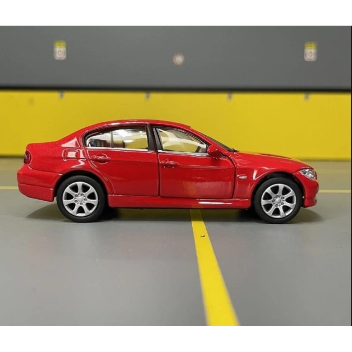 Welly Çek Bırak BMW 330i - 42364-Kırmızı