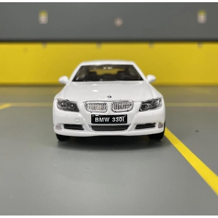 Welly Çek Bırak BMW 330i - 42364-Beyaz