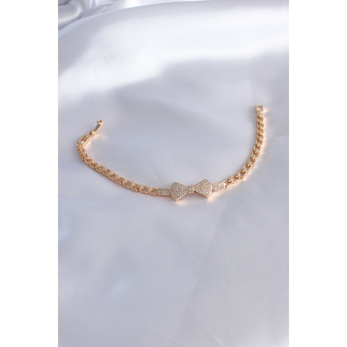 VIP Seri Gold Renk Zirkon Taşlı Kurdele Model Pirinç Kadın Bileklik - BJ-BB5501