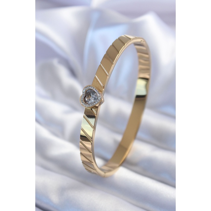 316L Çelik Gold Renk Zirkon Taşlı Kalp Model İşleme Detay Kadın Kelepçe - BJ-BB5593