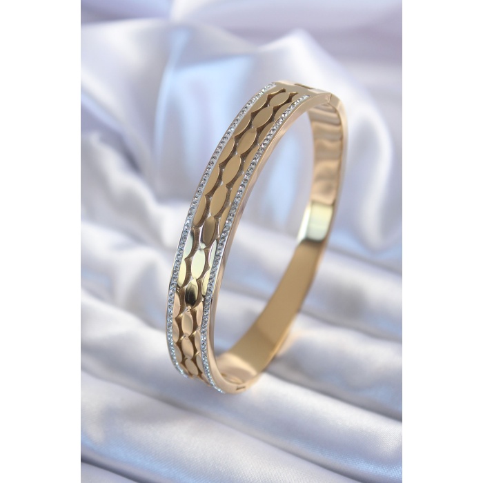 316L Çelik Gold Renk Arpa Model İşleme Zirkon Taş Detay Kadın Kelepçe - BJ-BB5598
