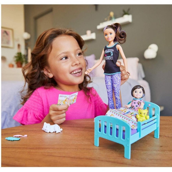 Barbie Bebek Bakıcılığı Oyun Seti Beşikli-  Fhy97-Ghv88