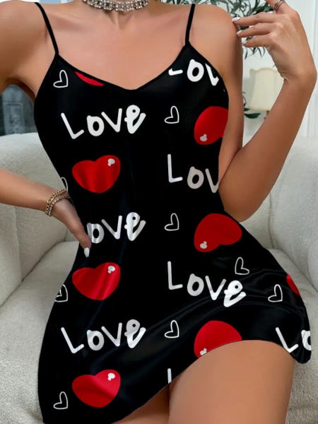 Love Desenli Saten Gecelik