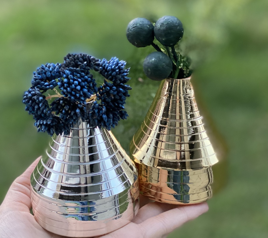 LINE DECOR MINI VASE