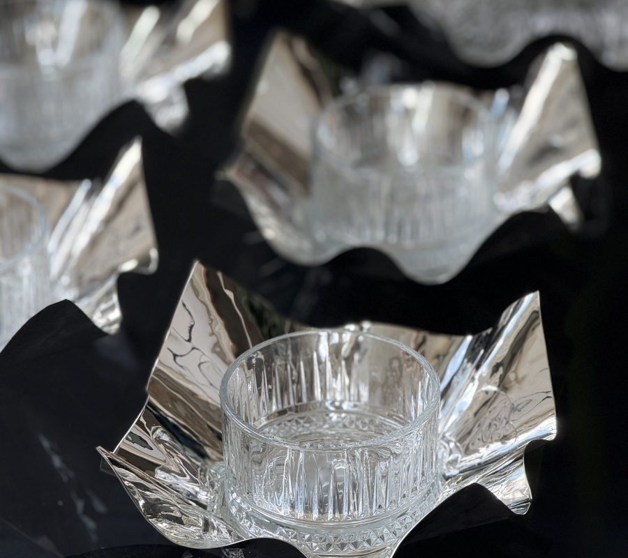 HANDMADE WAVY BOWL & 10CM GLASS BOWL