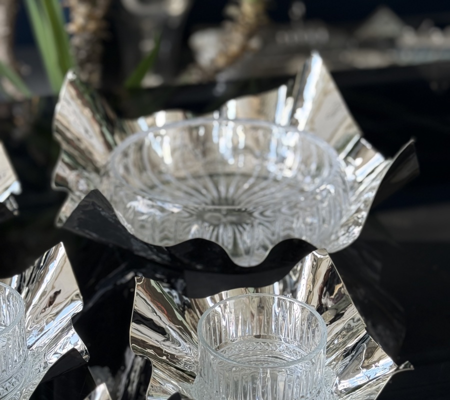 HANDMADE WAVY BOWL & 22CM GLASS BOWL