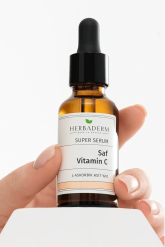 Herbaderm C Vitamin Aydınlatıcı Ve Ton Eşitleyici Yüz Serumu 30 ml %10 Ascorbic Acid