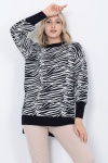 Kadın Triko Kazak Bisiklet Yaka Zebra Desenli Oversize Yırtmaçlı Beyaz Siyah