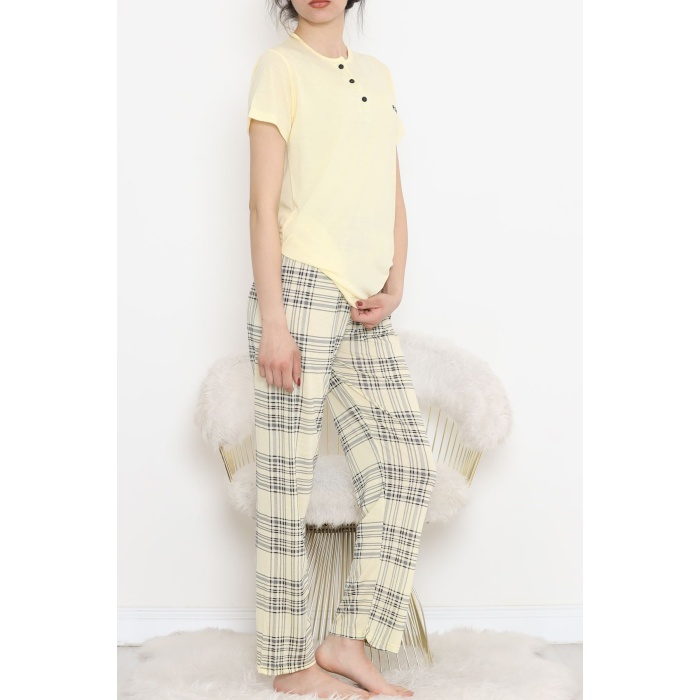 Düğmeli Pijama Takımı Sarı