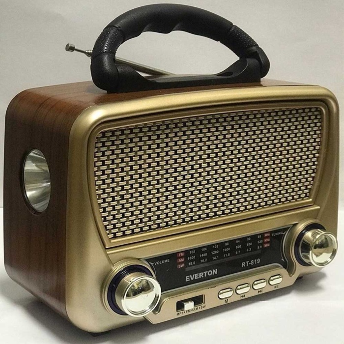 Güneş Enerjili Nostaljik Fm,aux,usb Müzik Çalar