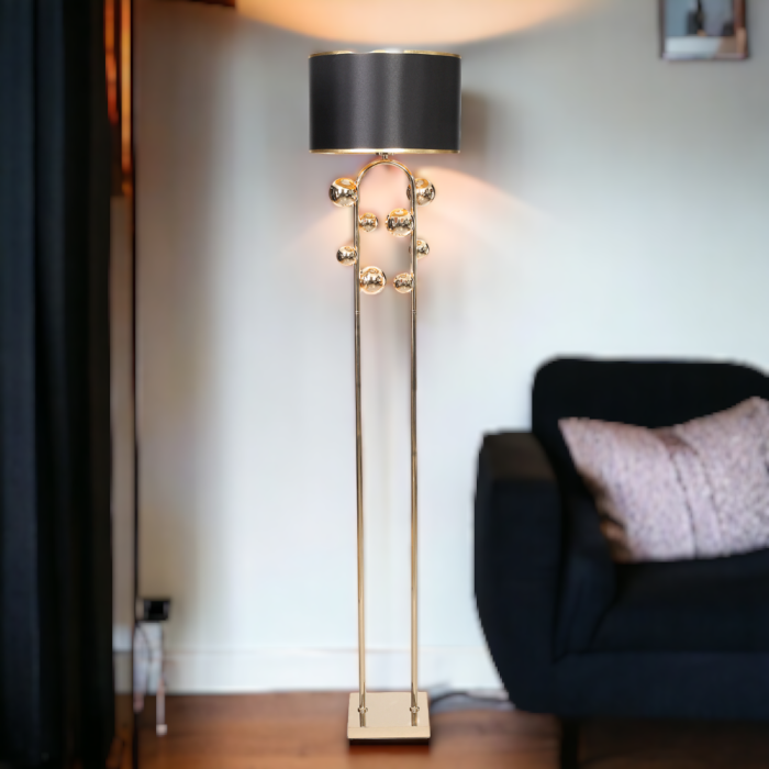 Dekoratif Metal Gold Top Detaylı Siyah Başlıklı Lambader