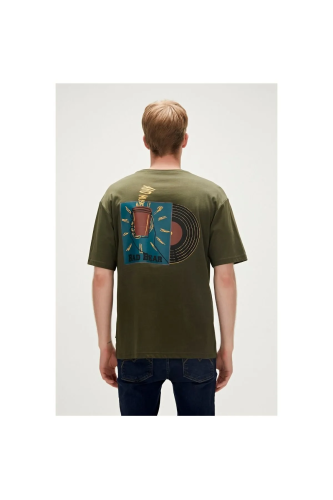 Bad Bear Break Haki Yeşil Oversize Basic Baskılı Tişört – Modern ve Rahat Bir Tarz