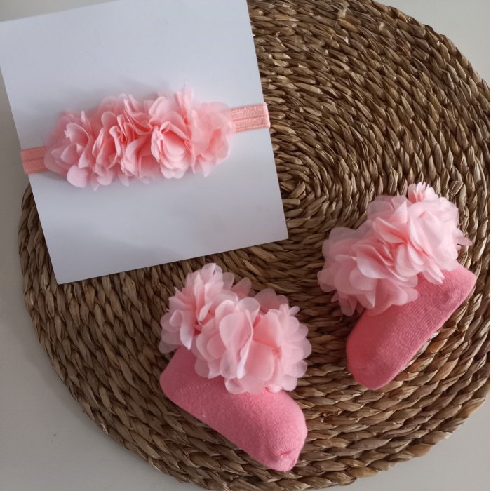 MARS BABY Kız Bebek Özel Gün Fırfırlı Koyu Somon Bandana ve Çorap Set