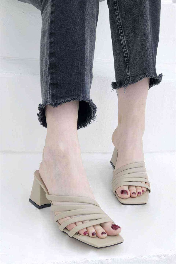 5 Bant Topuklu Kadın Terlik - Vizon