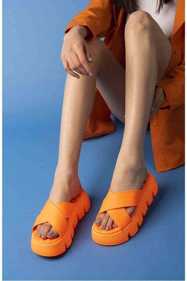 Çapraz Bant Neon Turuncu Ortopedik Taban Kadın Terlik