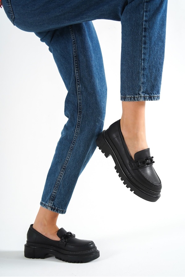 Onyis Siyah Önü Toka Detaylı Oxford Kadın Loafer Günlük Ayakkabı
