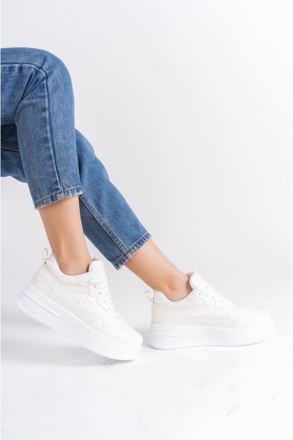 ALESSİ Bağcıklı Ortopedik Taban Kadın Sneaker Ayakkabı BT Kırık Beyaz