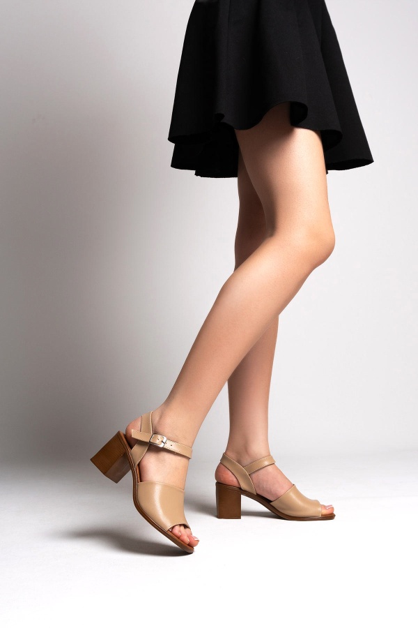Akapulko Nude Kadın Topuklu Sandalet