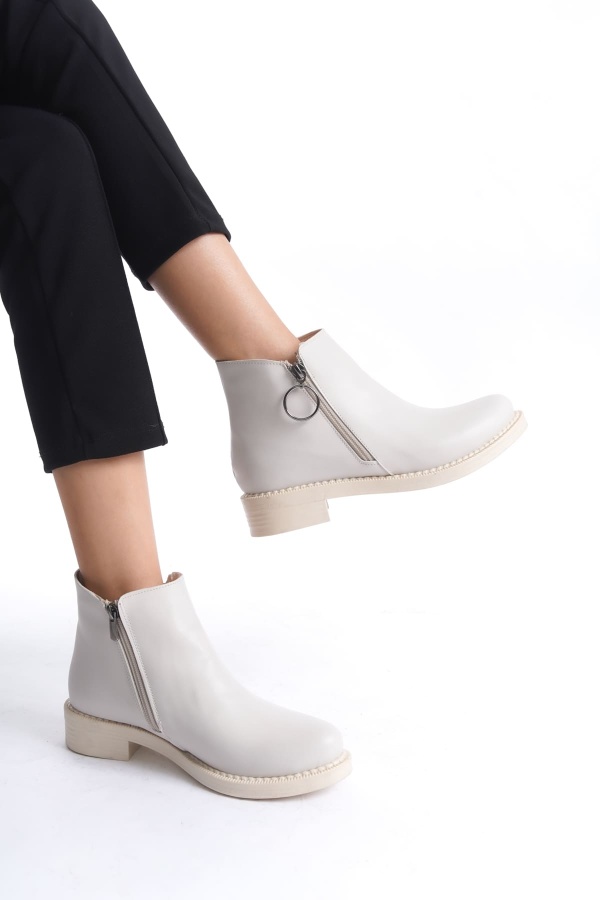 New Margaret Krem  Süet Kısa Topuklu Kadın Bot