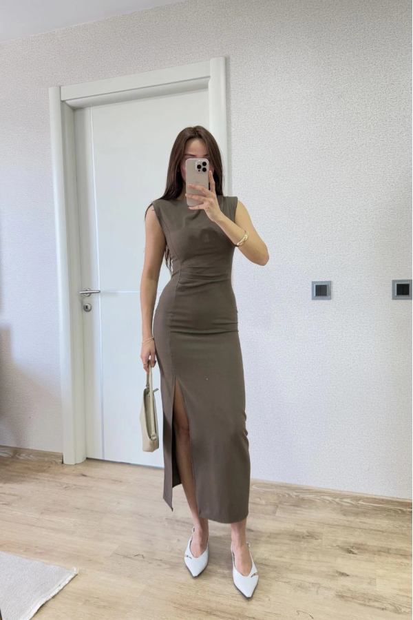 Yırtmaç Detaylı Sırtlı Kapalı Yandan Derin Yırtmaç Detaylı Kolsuz Kadın Elbise - Antrasit -