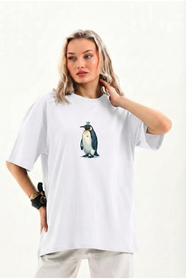 Kadın Oversize Tişört - Sırt Baskılı Survivor Penguin Temalı, Felsefi Yazılı Bisiklet yaka Tişört - Beyaz