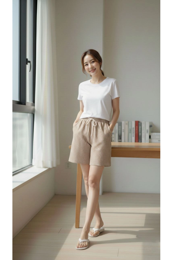 Kadın Pötikareli Şort – Beli Lastikli Bağcıklı, Cepli, Rahat Kesim Günlük Yazlık Şort - Bej