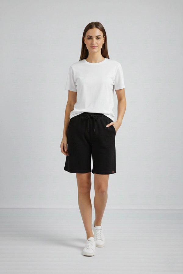 Kadın Dokuma otoban Şort Beli Lastikli Bağcıklı, Cepli, Rahat Kesim Günlük Yazlık Şort - Siyah