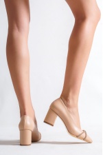 Taş Detaylı Nude Günlük Kadın Topuklu Ayakkabı