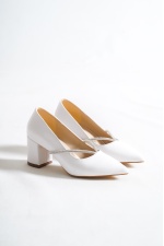 Beyaz Günlük Kadın Taşlı Dekolte Topuklu Ayakkabı