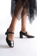 Mele Siyah Rugan Günlük Kadın Topuklu Ayakkabı