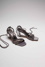 Weka Platin Kadın Topuklu Bağlamalı Şık Sandalet
