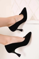 Essen Kadın Kadeh Topuklu Ayakkabı - Siyah Süet