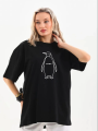 Kadın Nihilist Penguen Özel Tasarım Oversize Bisiklet Yaka Tişört - Siyah