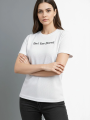 Kadın Wafıl Kumaş Tişört Regular Kalıp Bisiklet Yaka Baskılı Günlük Basic T-Shirt - Beyaz