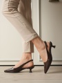 Kadın Acı Kahve Kırışık Rugan Sivri Burun Slingback Kısa Topuklu Ayakkabı TR20MS04D