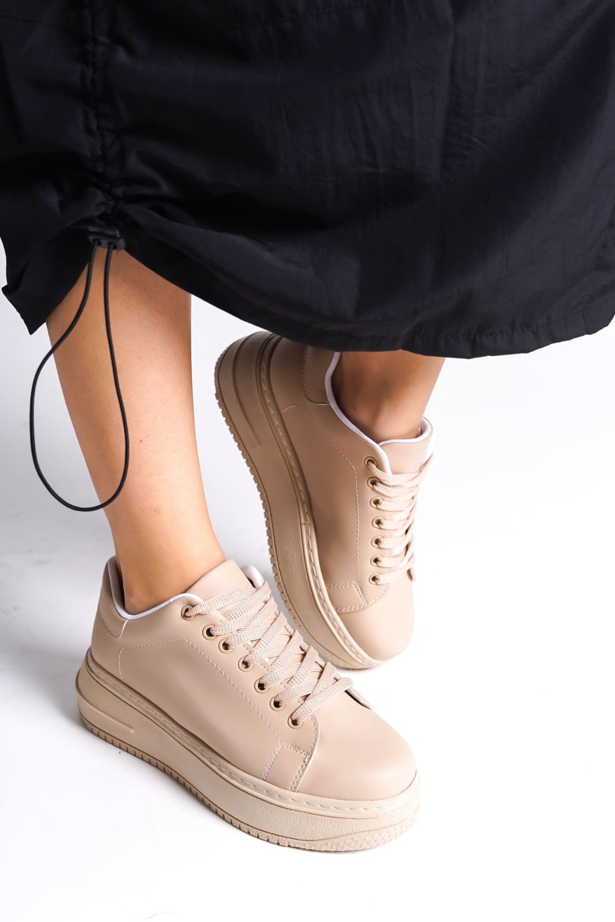 BİANA Bağcıklı Ortopedik Taban Kadın Sneaker Ayakkabı TT Ten