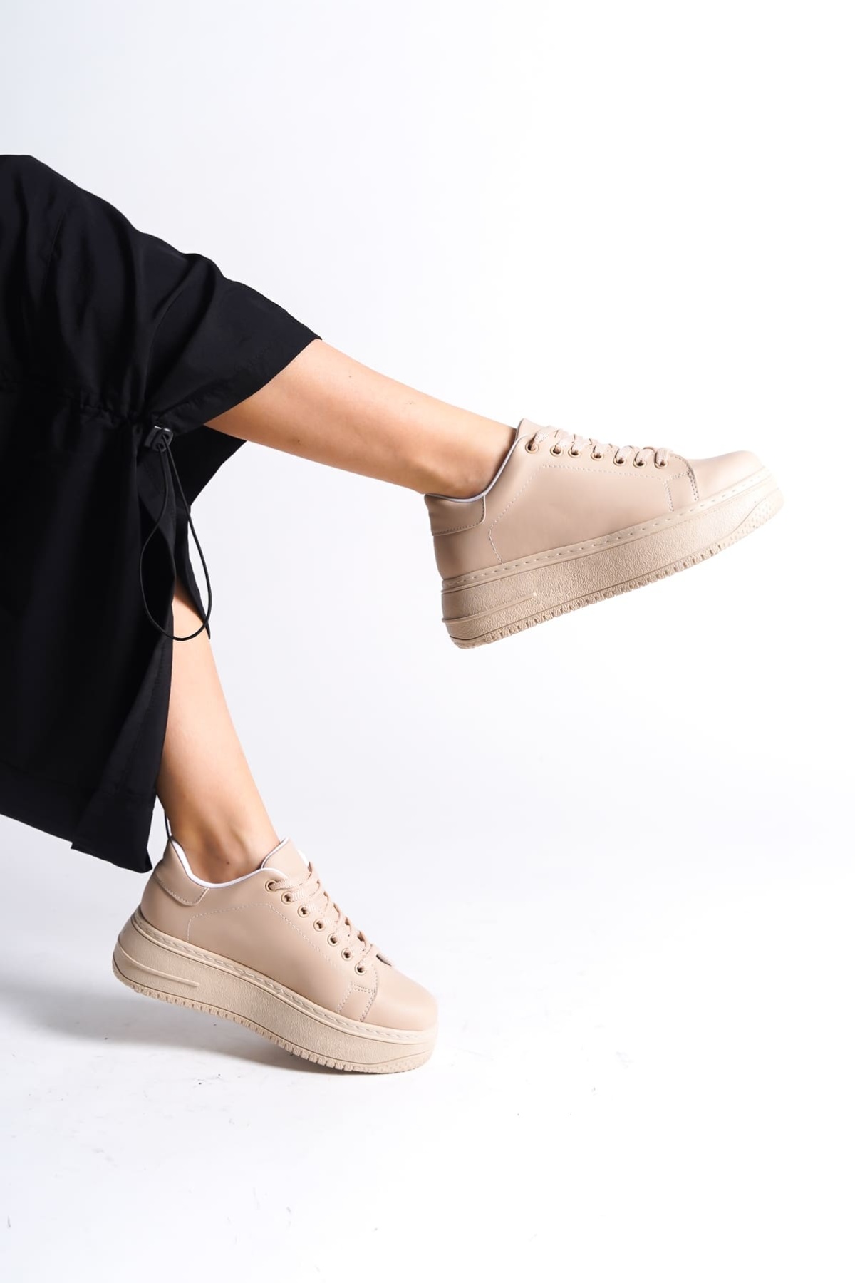 BİANA Bağcıklı Ortopedik Taban Kadın Sneaker Ayakkabı TT Ten