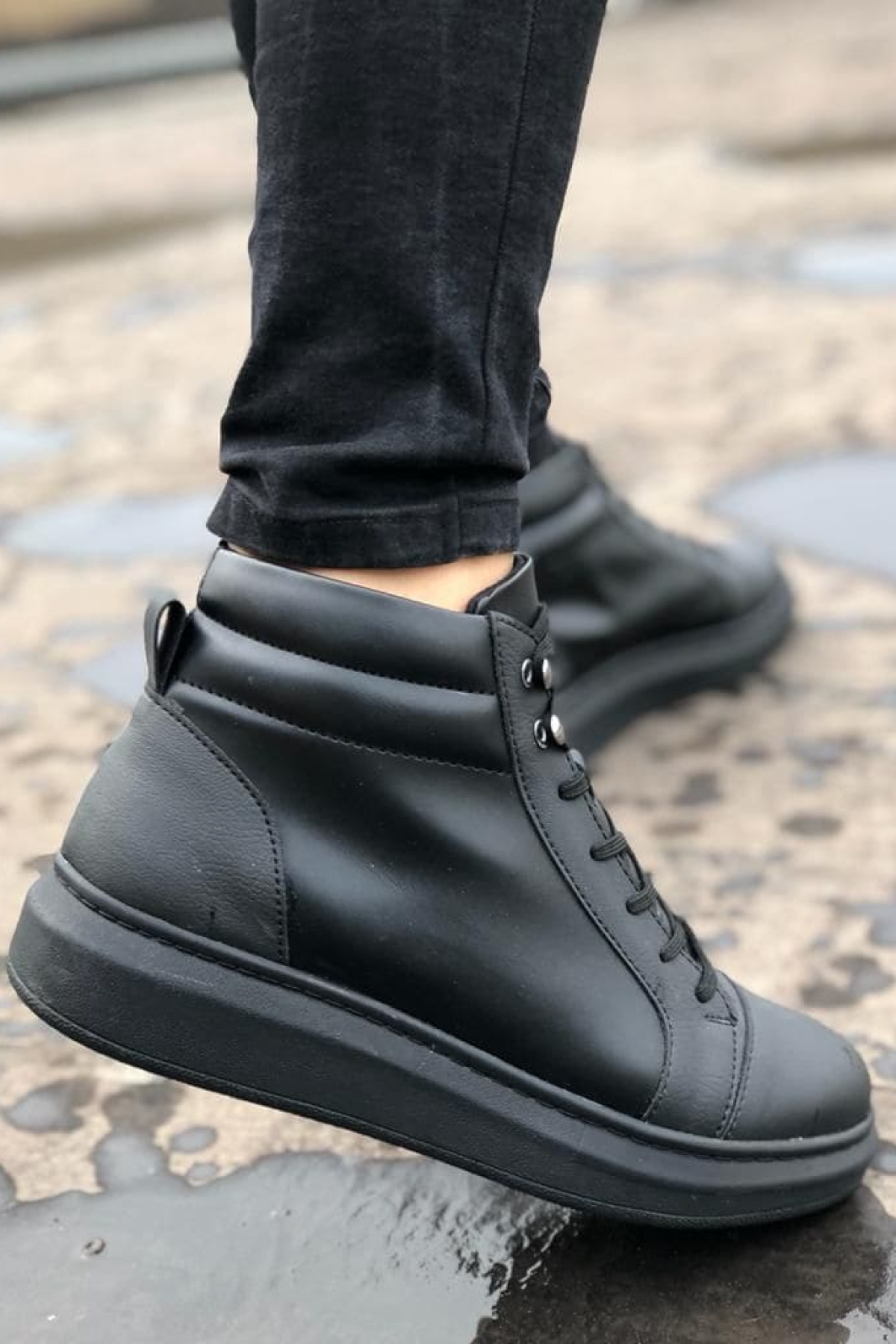 New Toronto Siyah Deri Bağcıklı Erkek Spor Bot