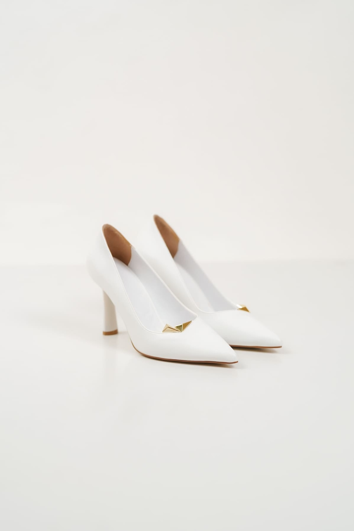 Cheto Beyaz Kadın İnce Topuklu Stiletto
