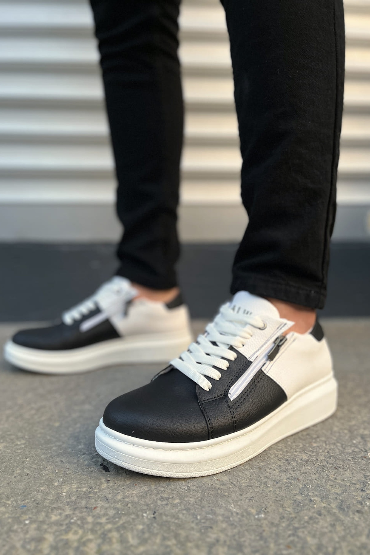 Warrior Bağcıklı ve Fermuarlı Cilt Erkek Günlük Sneaker Ayakkabı CBT - Beyaz/Siyah