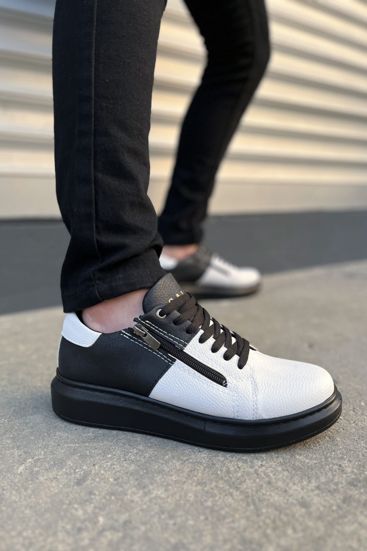 Warrior Bağcıklı ve Fermuarlı Cilt Erkek Günlük Sneaker Ayakkabı CST - Siyah/Beyaz