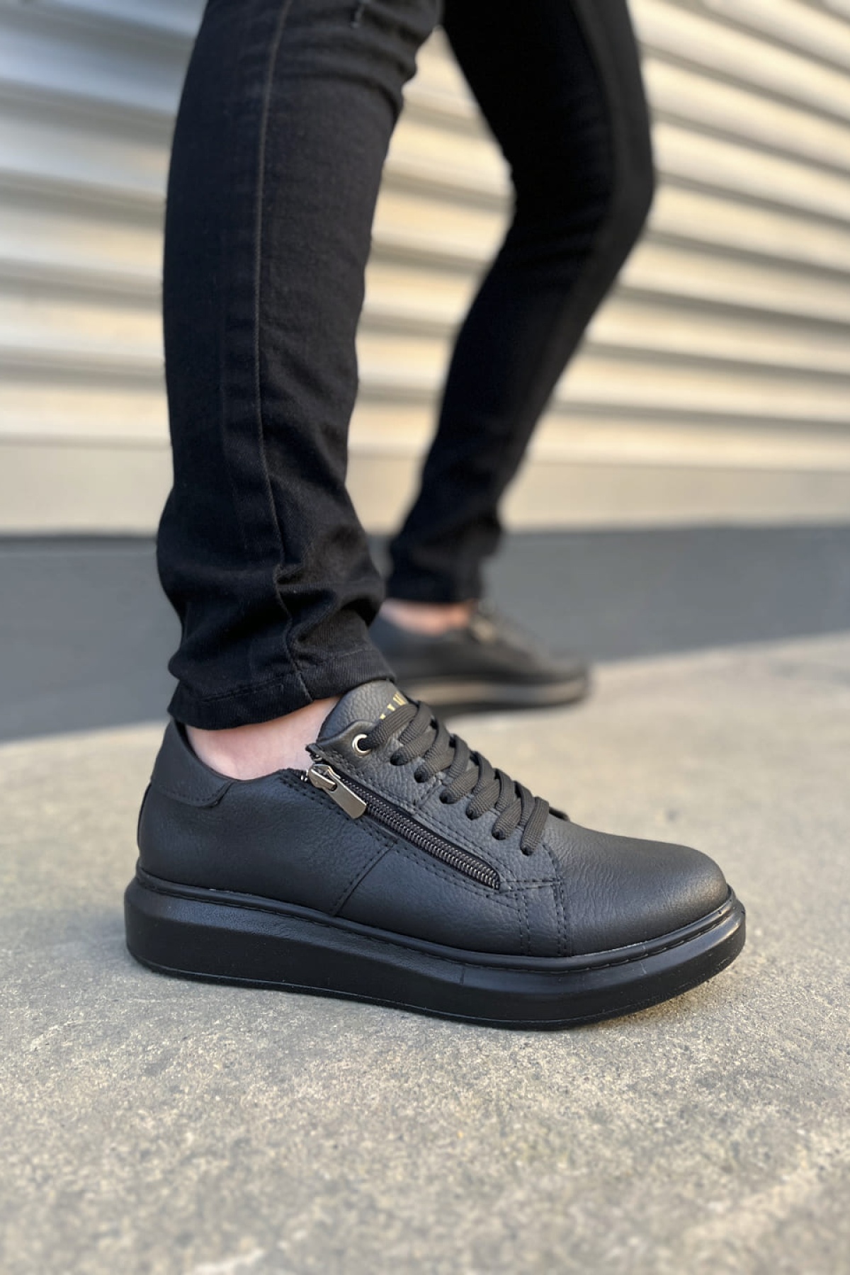 Warrior Bağcıklı ve Fermuarlı Cilt Erkek Günlük Sneaker Ayakkabı CST - Siyah