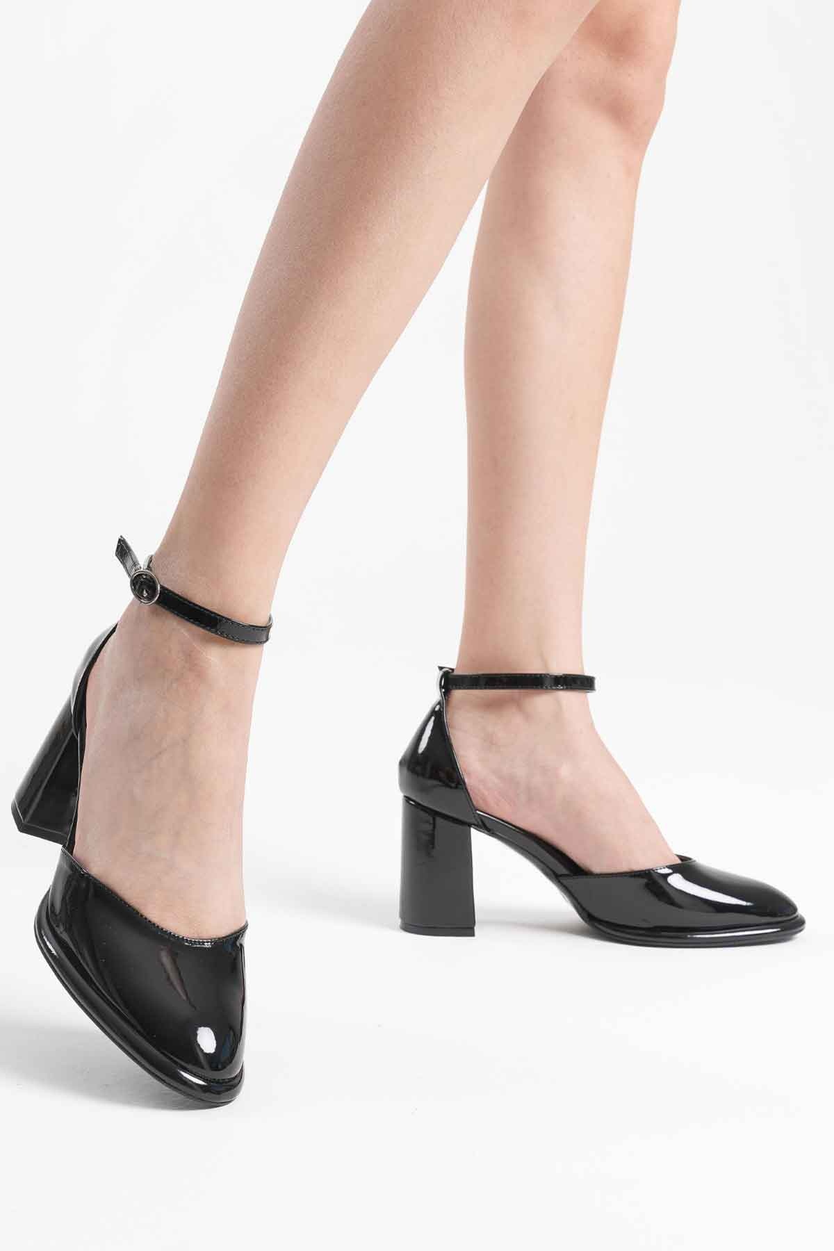 Theresa Siyah Rugan Kadın Topuklu Ayakkabı