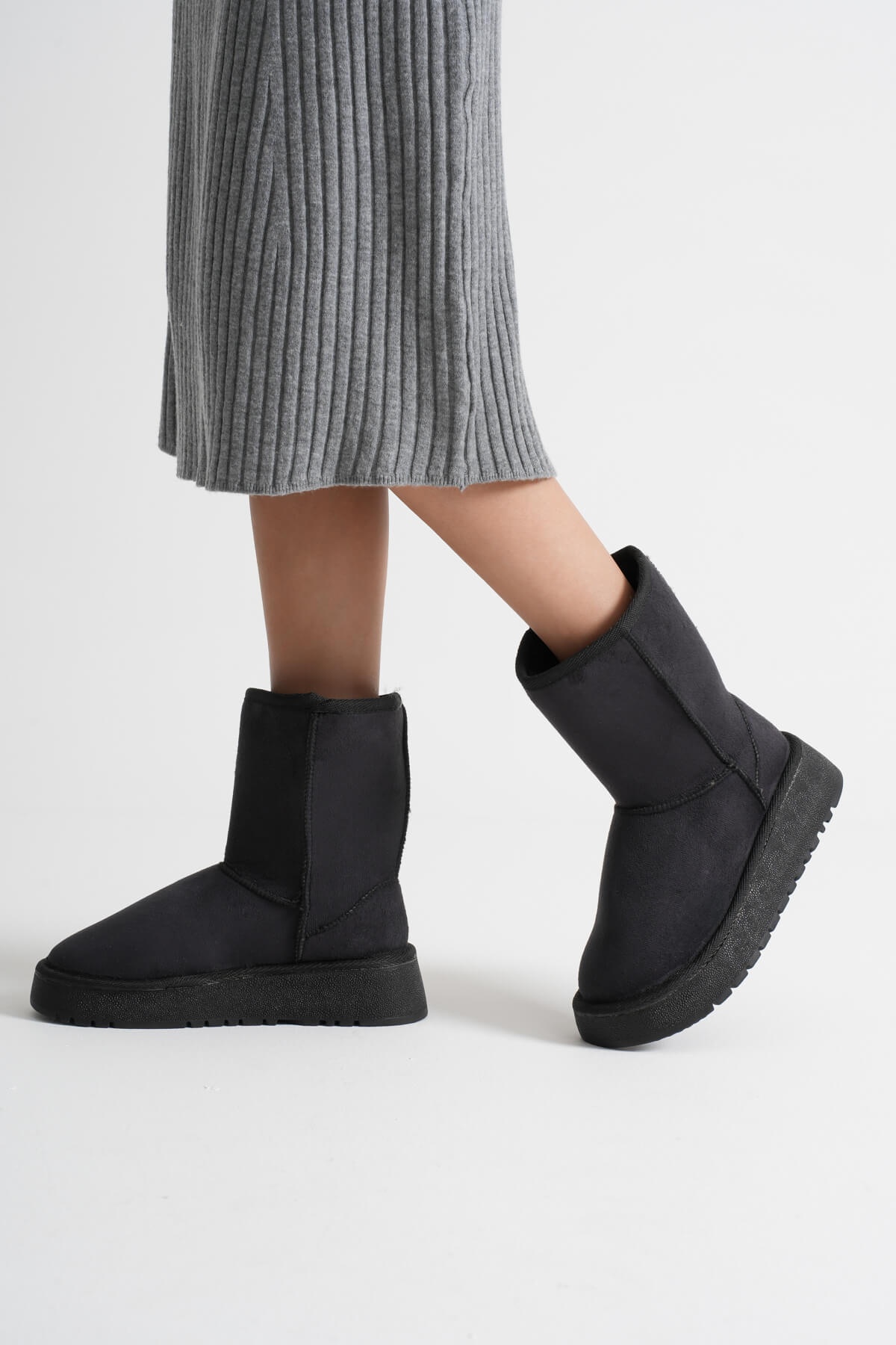 Asina Kadın Siyah Kışlık Kürklü Bot