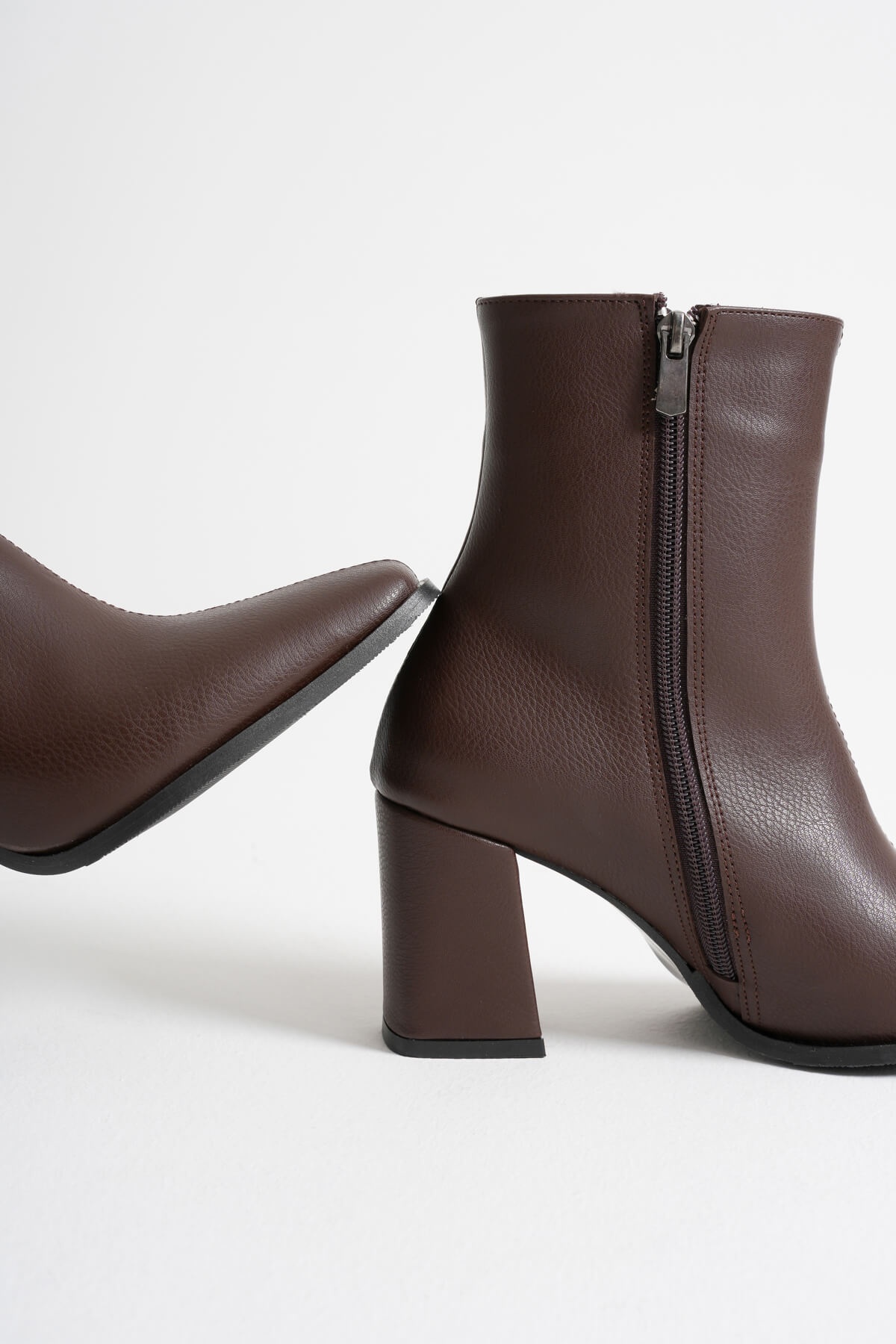 Osum Kadın Acı Kahve Topuklu Bot