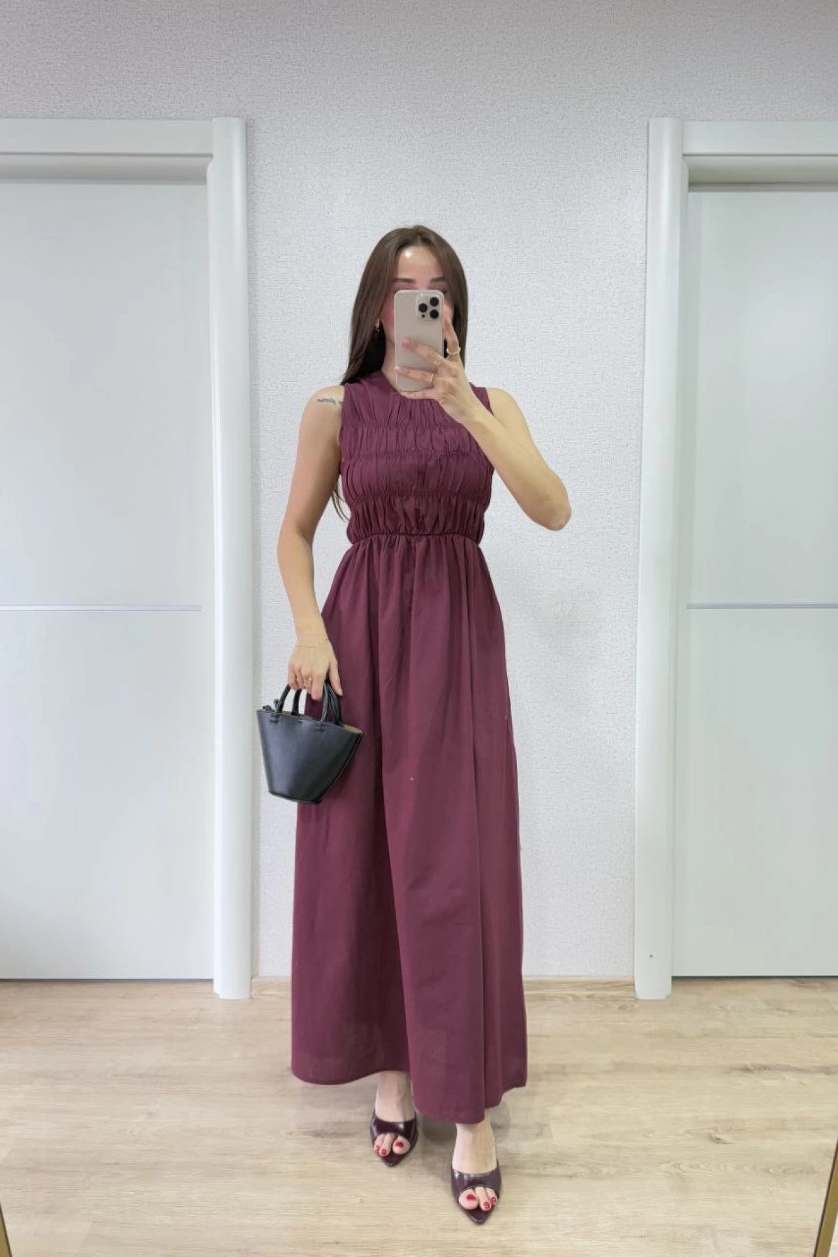 Kolsuz Göğüs Lastıklı %100 Poplin Uzun Elbise - Bordo -