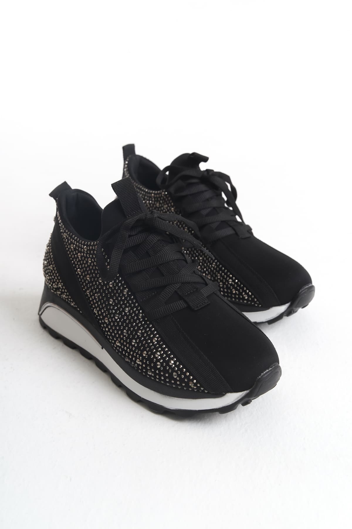 ALYA Bağcıklı Ortopedik Taban Taşlı Kadın Sneaker Spor Ayakkabı BT - Siyah