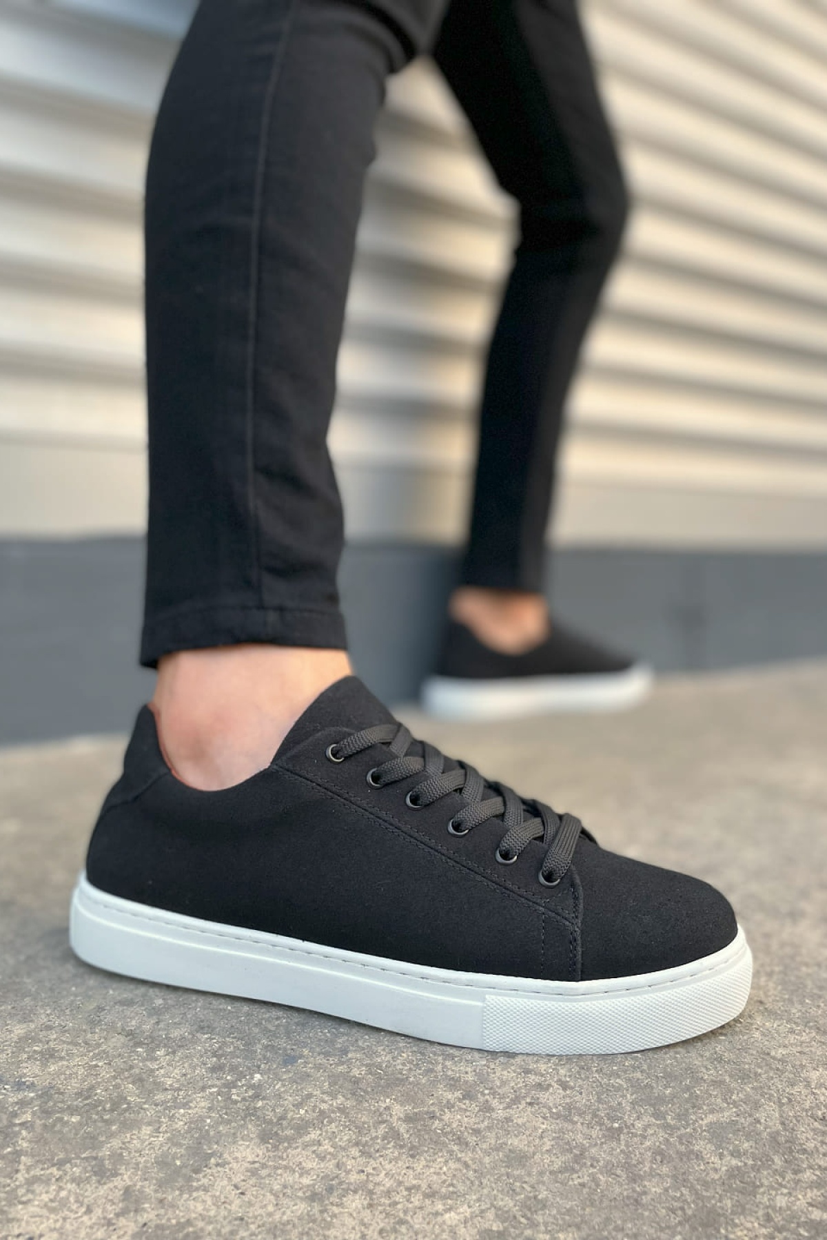 Siyah Beyaz Mode Bağcıklı Süet Erkek Günlük Sneaker Ayakkabı