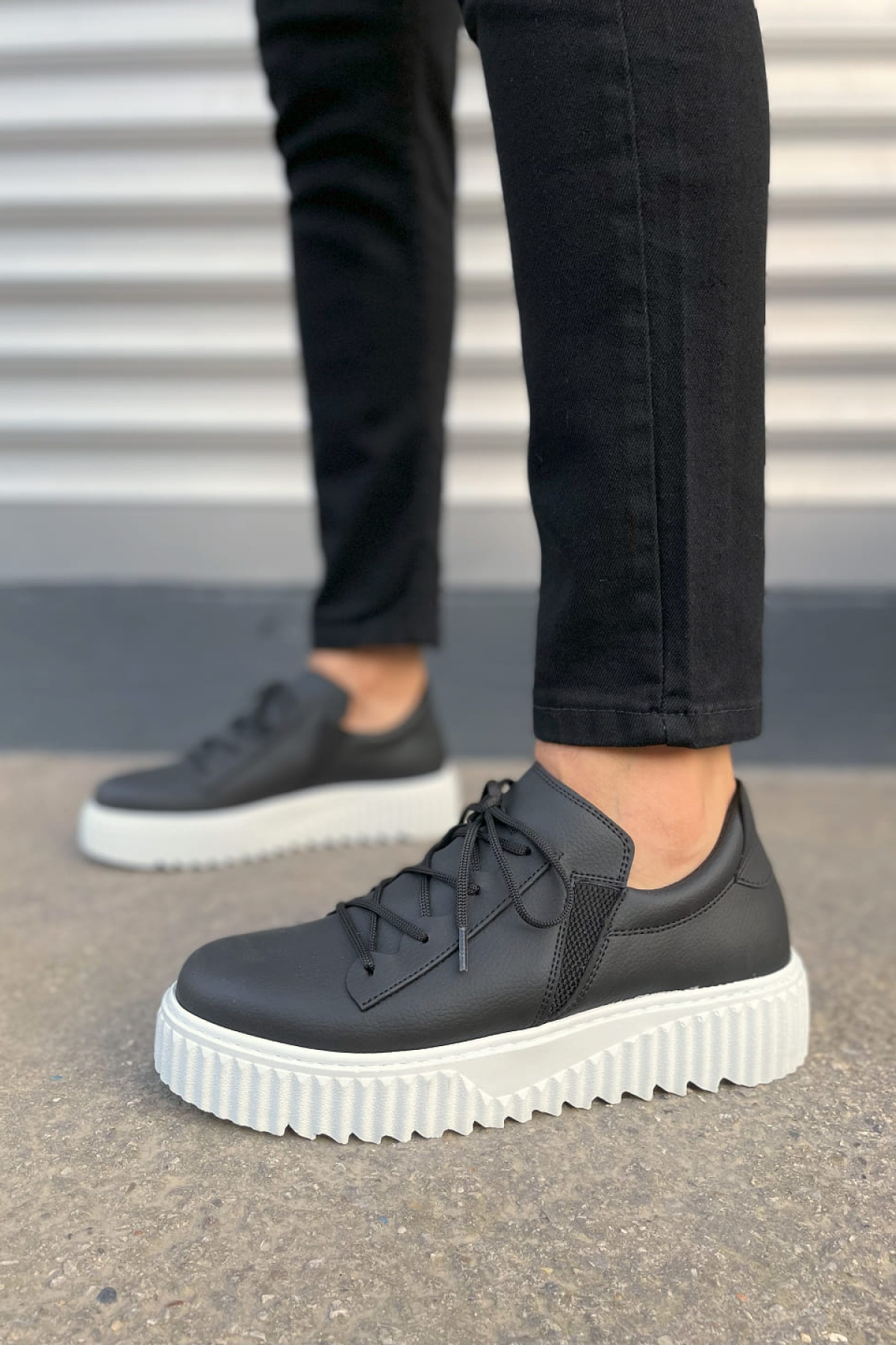 Siyah Beyaz Bold Bağcıklı Cilt Erkek Günlük Sneaker Ayakkabı
